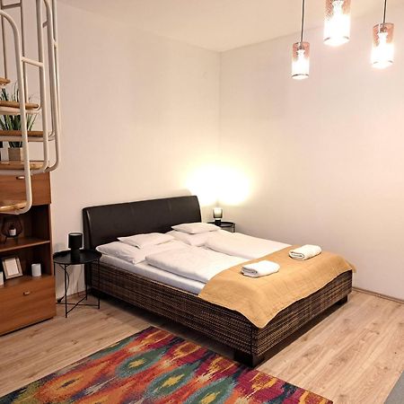 Aparthotel Orient Eger Extérieur photo