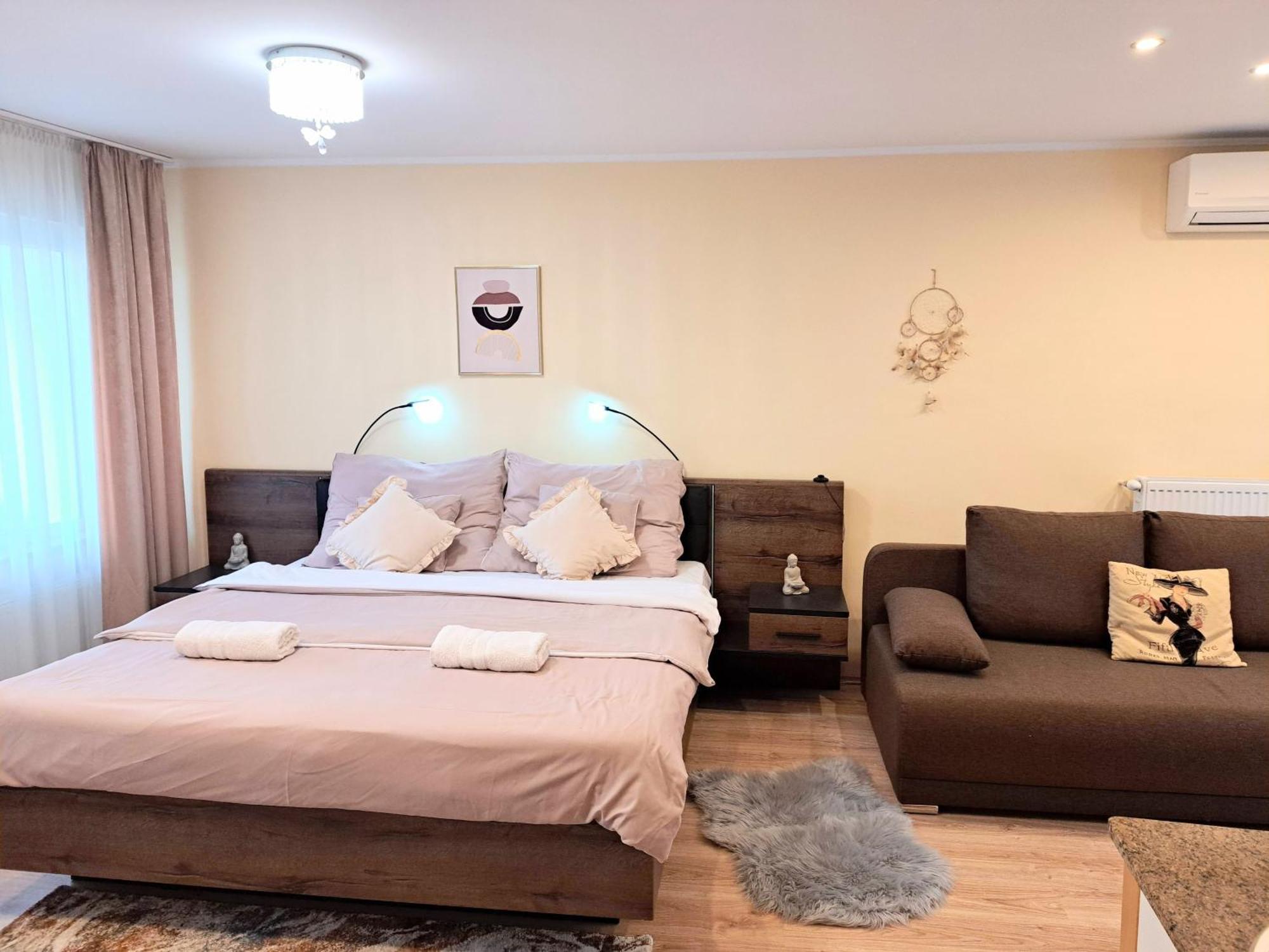 Aparthotel Orient Eger Extérieur photo